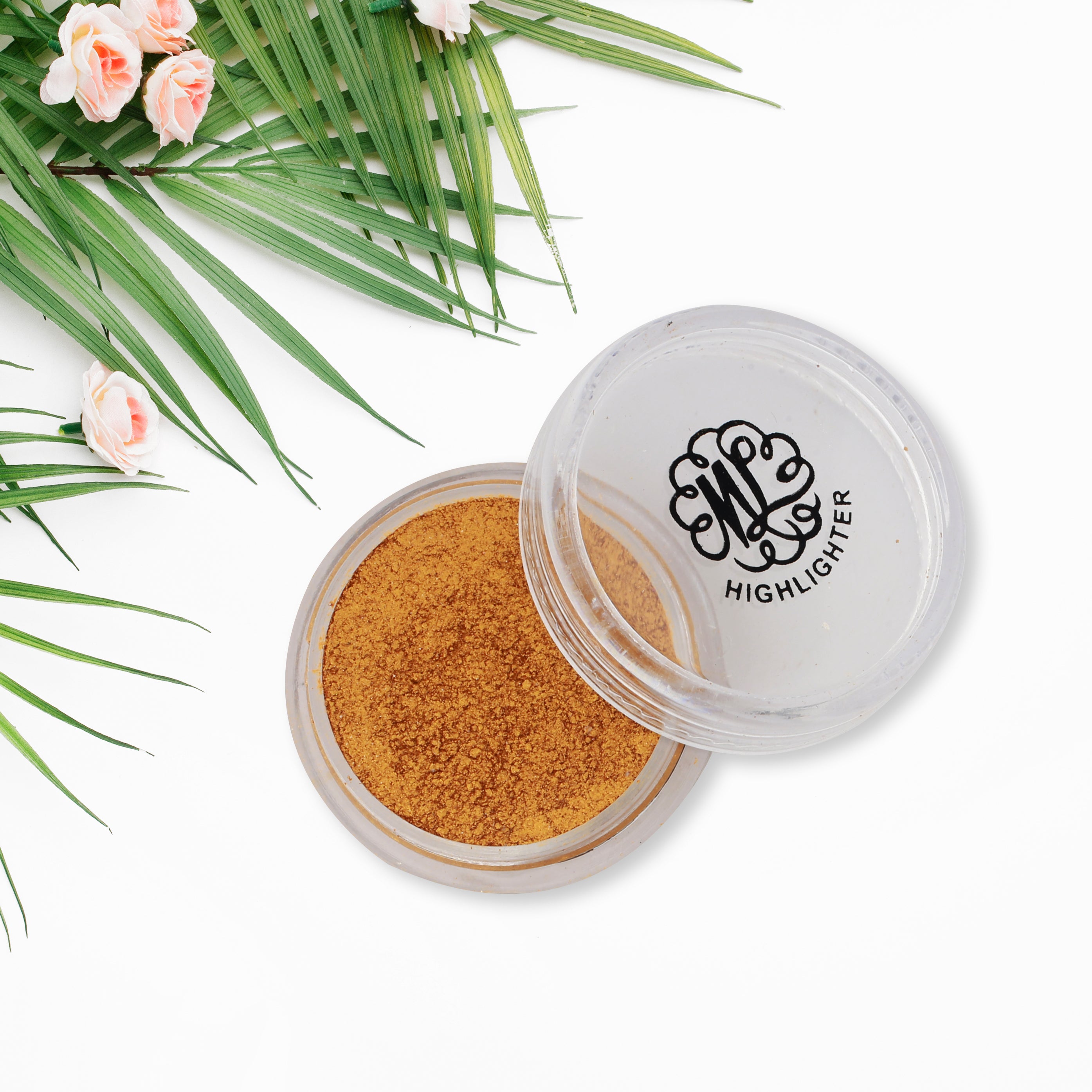 MARLEXHighlighter – Ultra Glow, Radiant Finish & Long-Lasting Shine